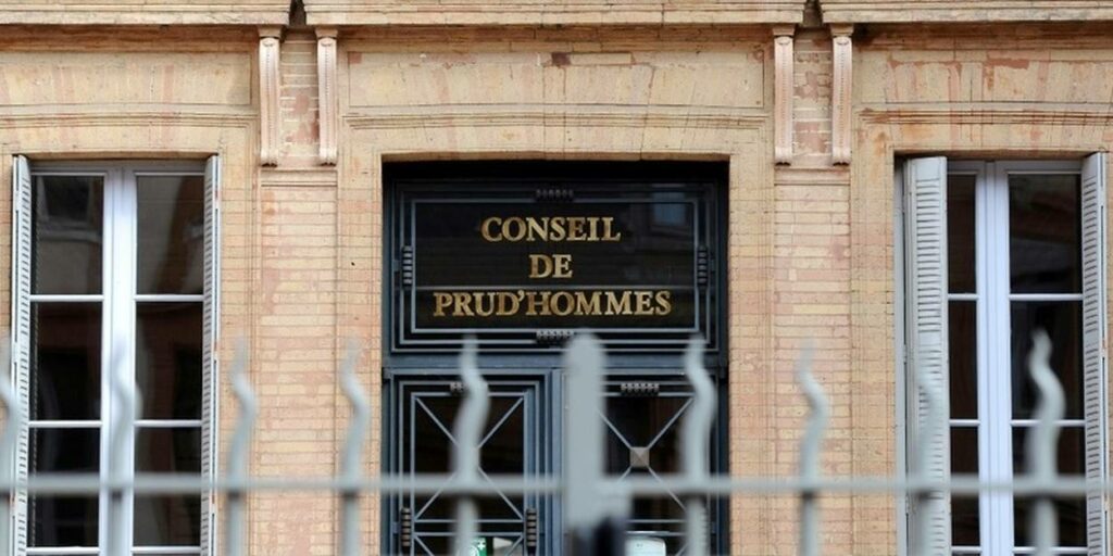 Façade du conseil de prud’hommes, représentant une institution saisie en cas de litige entre employeur et salarié.